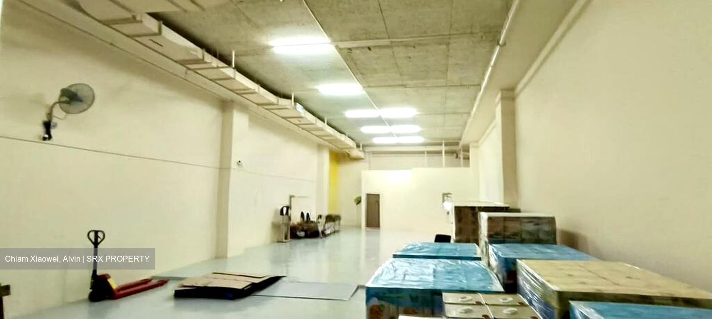 Enterprise One (D14), Factory #502808061